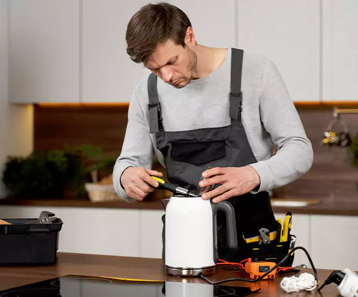 Skilled Blender Technicians: Your Small Appliance Repair Experts for East Boston, MA