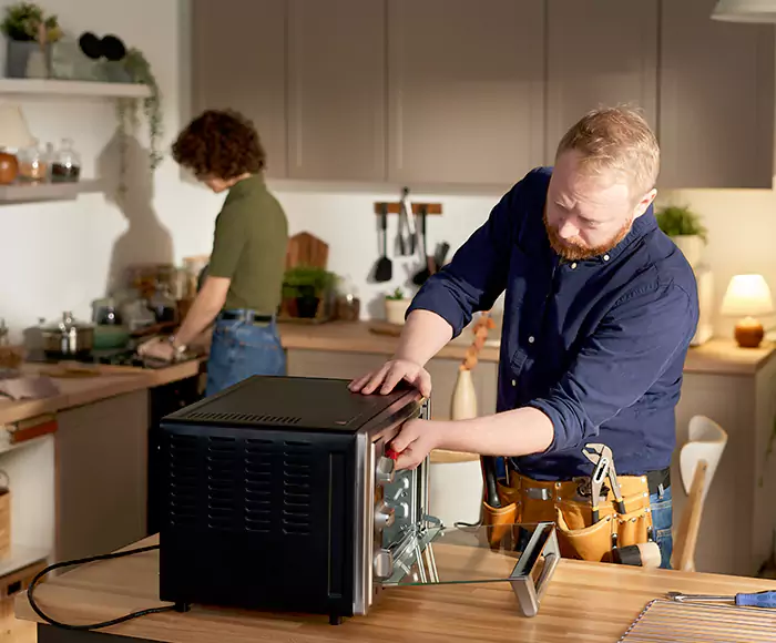 Top-Rated Oven Specialists: Your Certified Oven Repair Technician Crew in East Boston, MA