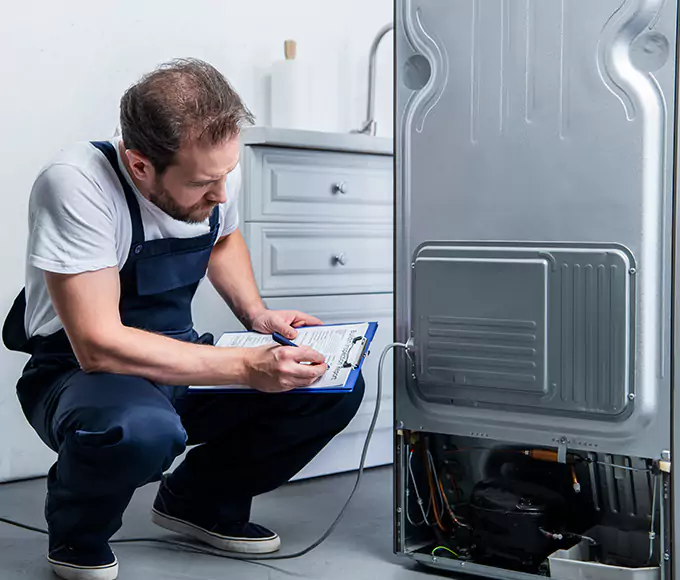 Why East Boston, MA Homeowners Choose Appliance Repair East Boston for Refrigerator Leak Repair?